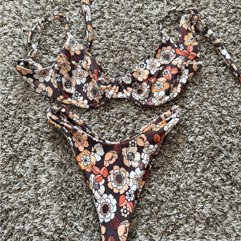 Skatie bikini - Picture 4 of 4